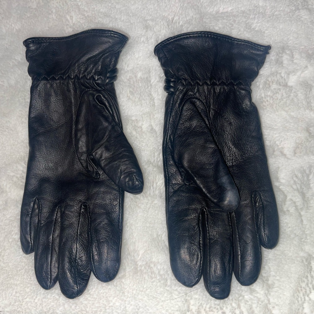 Black Leather Gloves with Cashmere Lining - Picture 2 of 6